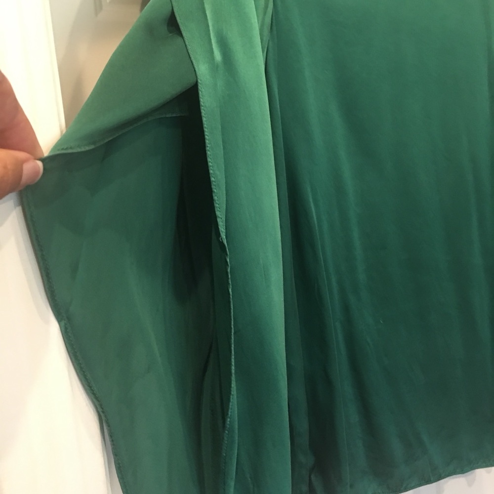 Blouse - Picture 2 of 3